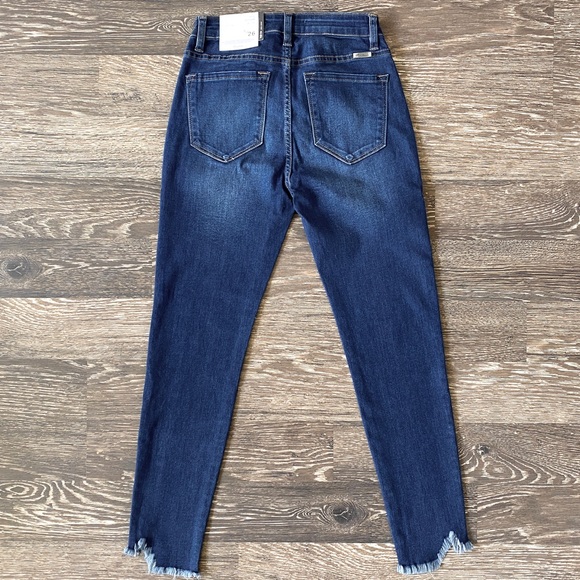 KanCan High Rise Distressed Ankle Skinny- 5/26 - Picture 4 of 7
